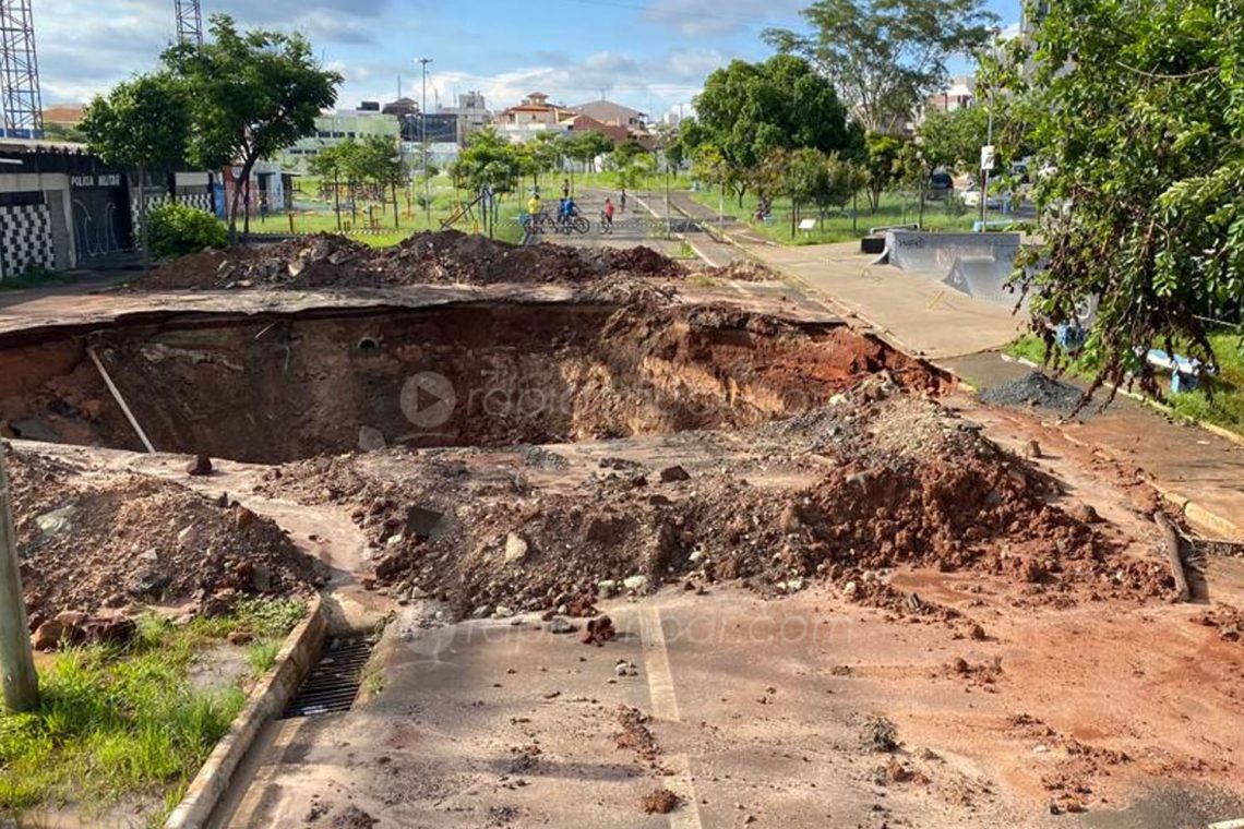 Região do Limeirão foi a mais afetada pela chuva deste fim de semana. Foto: Veloz / Rápido no Ar